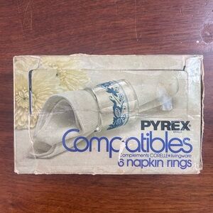 Pyrex Compatibles Napkin Rings with Blue Floral Pattern - Set of 6